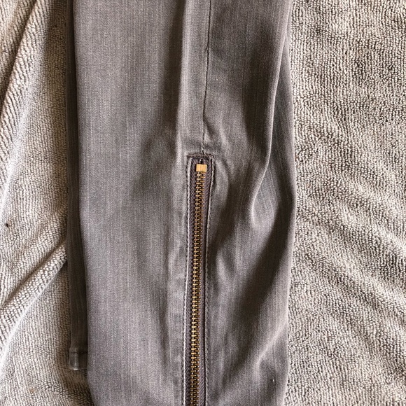 Madewell Faded Gray Jeans with side zippers - Picture 8 of 13